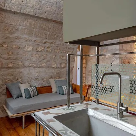 Apartment Il Quinto Elemento - Of Charme *